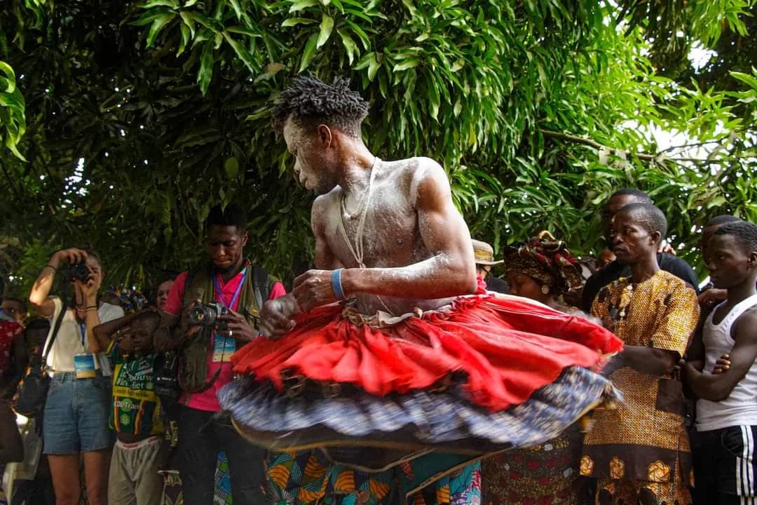 Danse rituelle Vodun à Ouidah