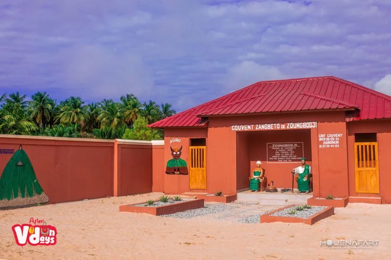 Couvent Zangbeto de Zoungbodji, Ouidah, Benin (view 4)