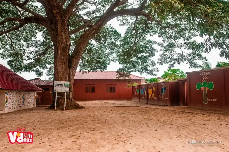 Place Ninsouxwé, Ouidah, Benin (view 2)