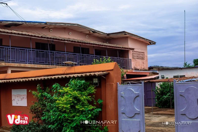Place Migan, Porto-Novo, Bénin (vue 3)